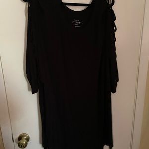 Torrid Super Soft Cold Shoulder / Lattice Sleeve Blouse